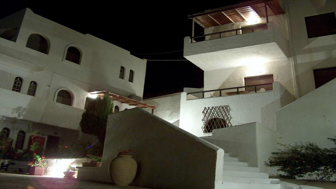 Marou Hotel Agia Pelagia  エクステリア 写真